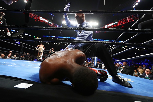 Knock-out doi thu,  Jermell Charlo giu vung ky luc anh 7