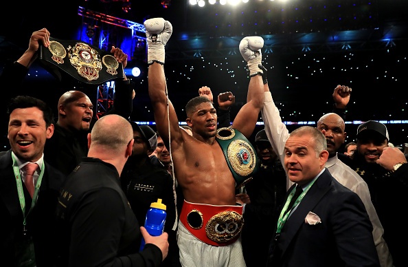 Anthony Joshua: Tu qua khu tu toi den 'vua cua cac vi vua' hinh anh