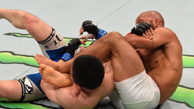 Ai đang là số 1 tại làng MMA thế giới? ảnh 3 Ai dang la so 1 tai lang MMA the gioi? anh 3