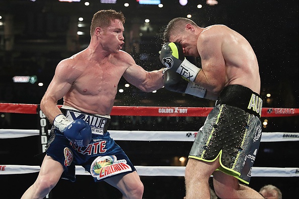 Canelo Alvarez thang de san sang tran dau lich su anh 3