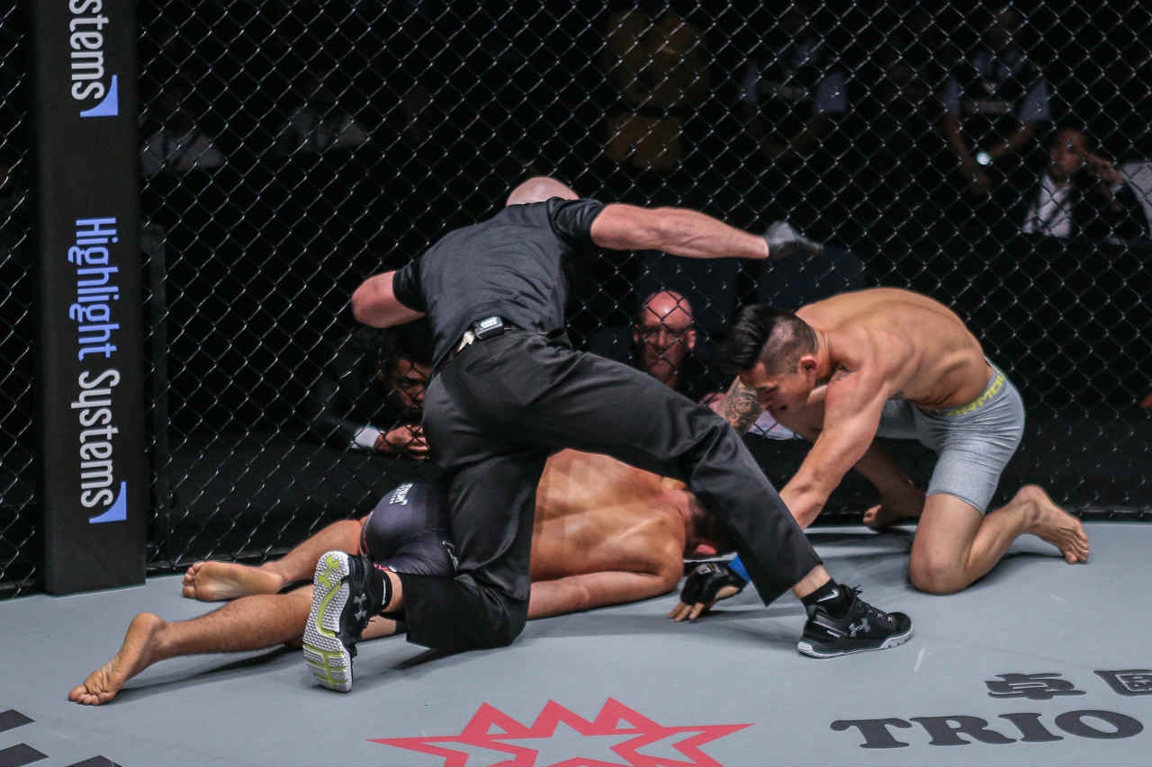 Tran dau giua Martin Nguyen va Christian Lee hinh anh