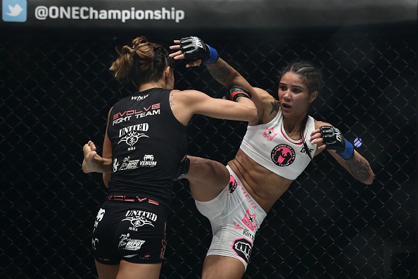 One Championship 55: Angela Lee chien thang anh 5