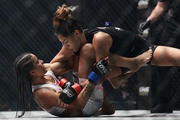 One Championship 55: Angela Lee chien thang anh 7