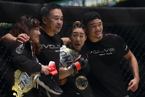 One Championship 55: Angela Lee chien thang anh 9