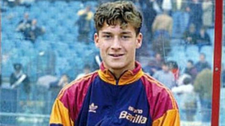 Francesco Totti - Tạm biệt hoàng tử thành Rome ảnh 2 Francesco Totti - Tam biet hoang tu thanh Rome anh 2