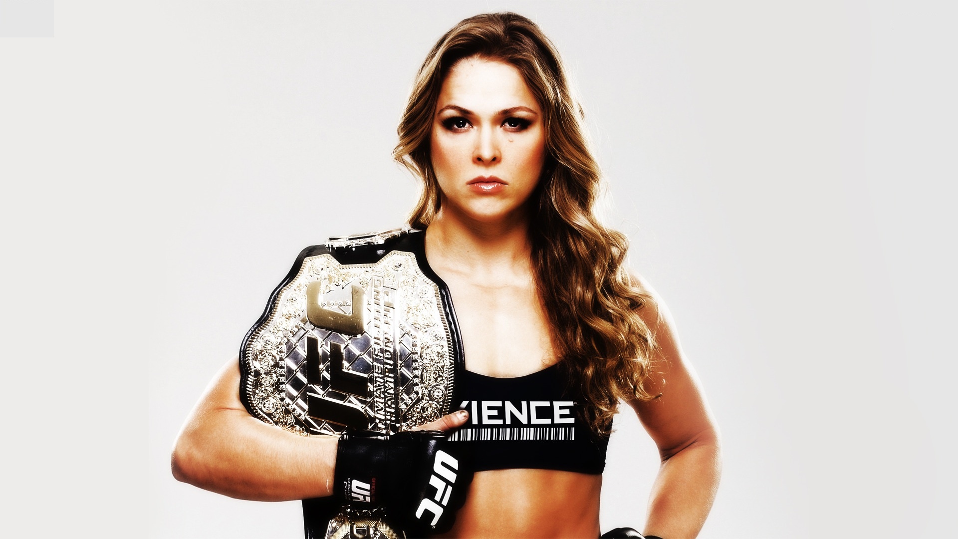 Top 5 nu vo si UFC khoe hon ca dang may rau hinh anh