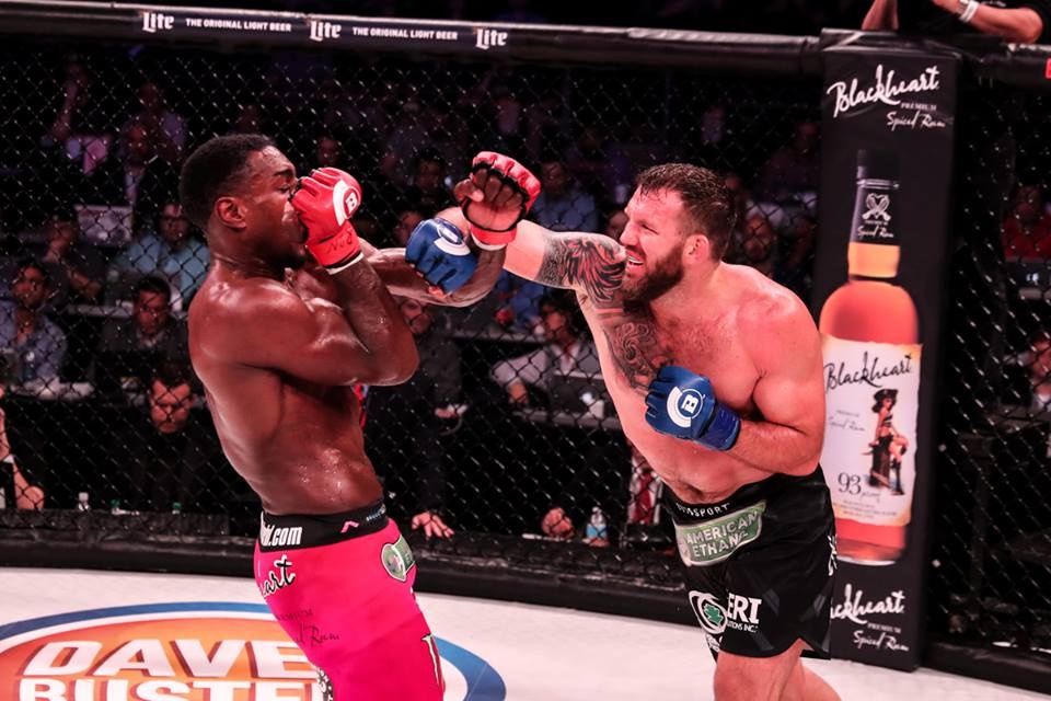 Tranh dau nay lua tai su kien Bellator 180 anh 8