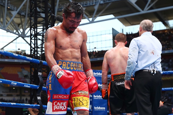 Pacquiao cuoi cung cung guc nga truoc thoi gian hinh anh