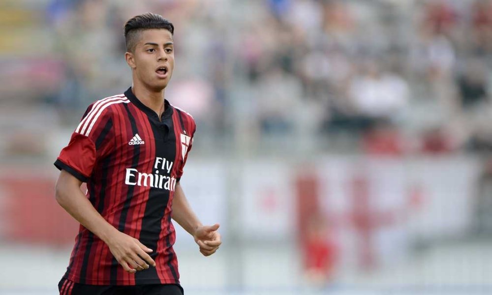 Xuống dôc của Hachim Mastour ảnh 1 Xuong doc cua Hachim Mastour anh 1
