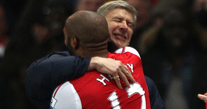 Ban thang xuc dong cua Henry trong ngay tro ve Emirates hinh anh