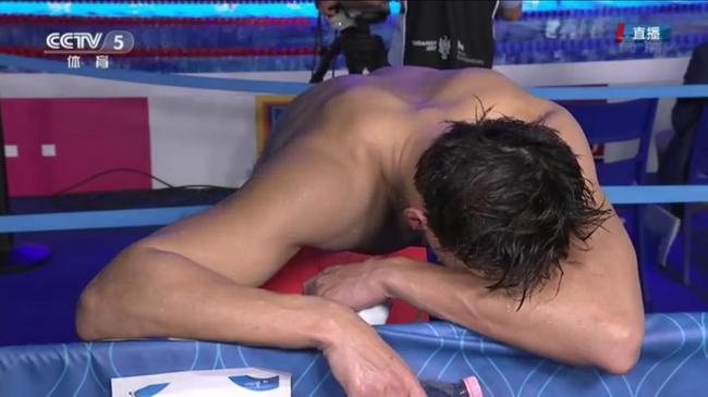 Kình ngư trung Quốc khóc ảnh 1 Kinh ngu trung Quoc khoc anh 1