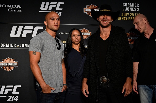 Nhung tran dau tai UFC 214 anh 9