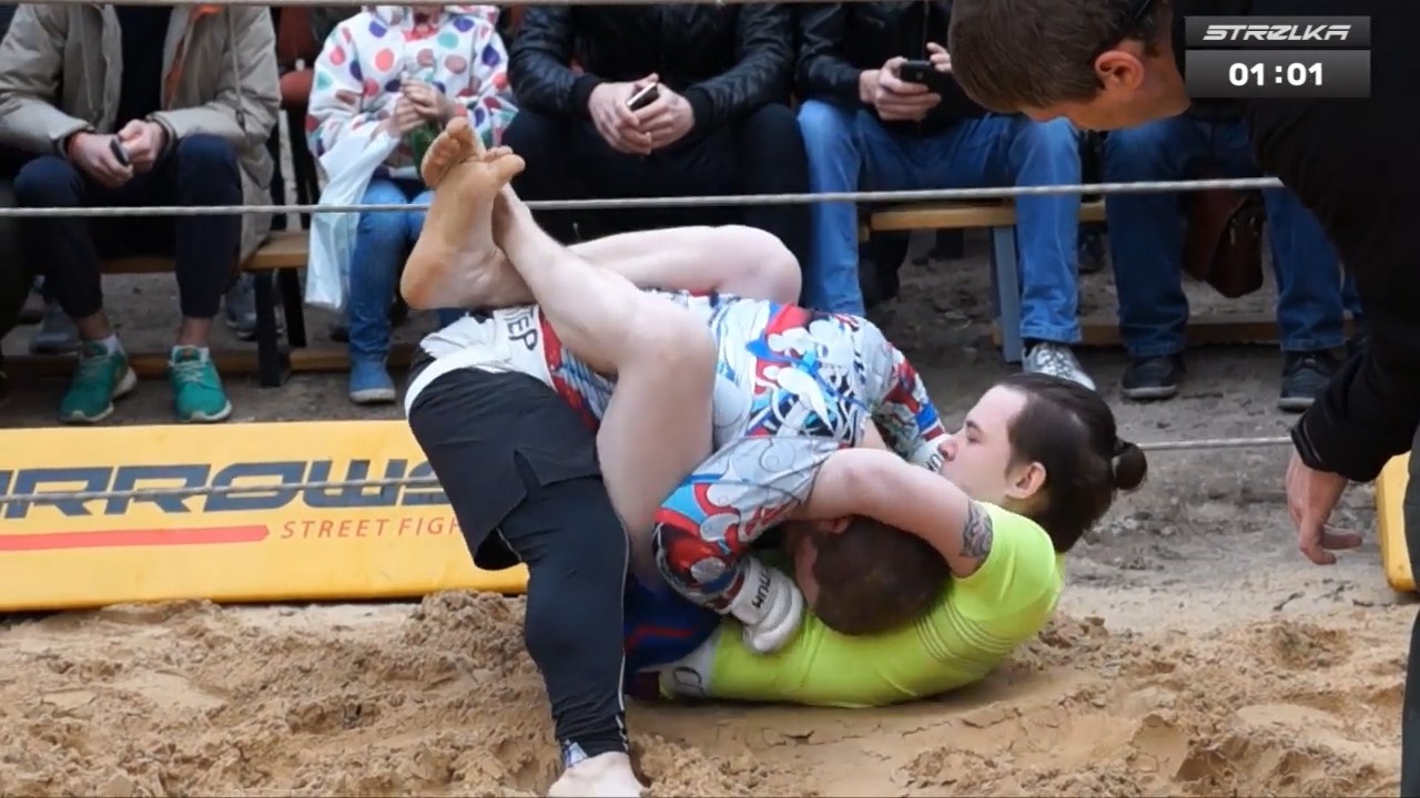 Tran danh dang nho cua ‘chu lun’ tren san dau MMA anh 1