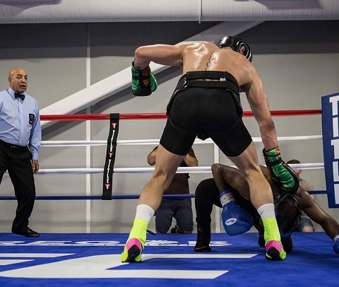 Mcgregor dung luat mma anh 1