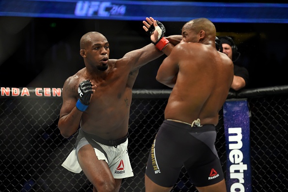 UFC 214: Jon Jones gianh lai dai anh 3