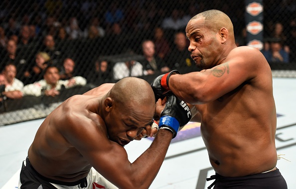 UFC 214: Jon Jones gianh lai dai anh 6