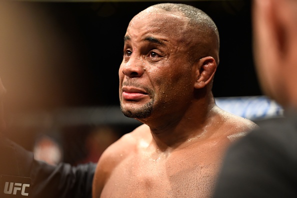 Cormier mat nhan thuc sau that bai truoc Jones hinh anh