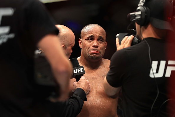 Cormier mất nhận thức ảnh 1 Cormier mat nhan thuc anh 1