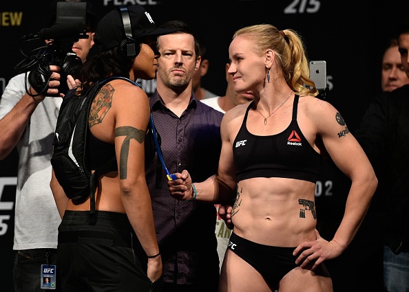 UFC 215: Nunes bao ve dai thanh cong anh 1