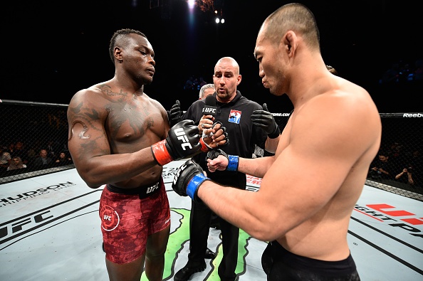 UFC FN 117: Vo si UFC thang bang don khoa hiem anh 3