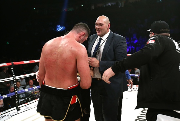 Em trai Tyson Fury thua tran dau tien anh 11