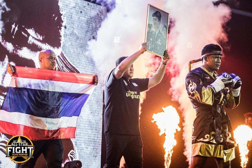 Buakaw thang tran thu 301 anh 2