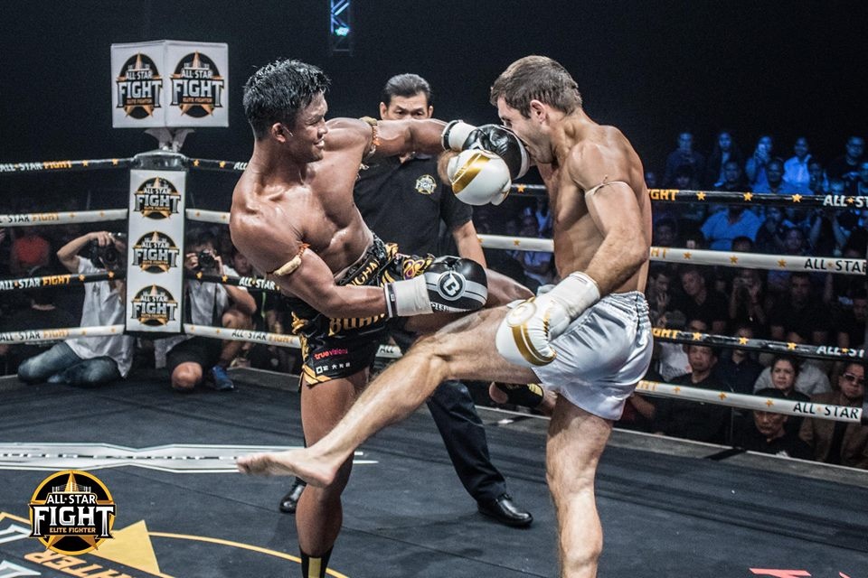 Buakaw thang tran thu 301 anh 3