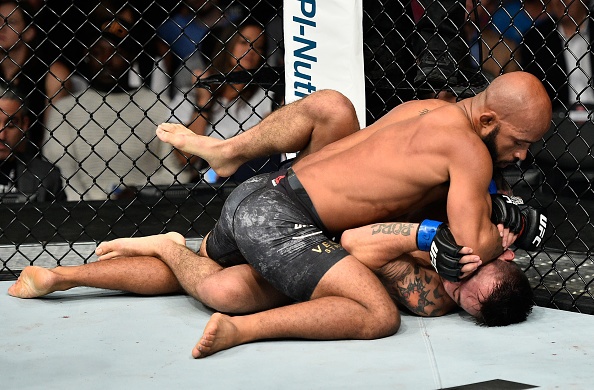 UFC 216: Johnson lap ky luc anh 6