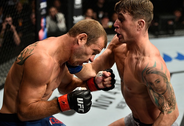 Donald Cerrone that bai truoc Darren Till ngay hiep mot hinh anh