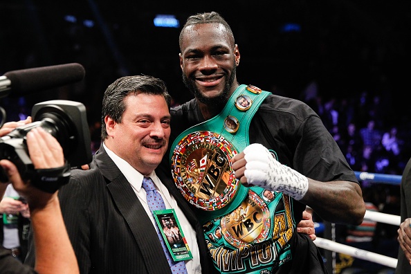 Deontay WIlder 'huy diet' ke thach thuc anh 8