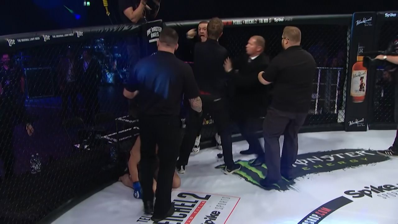 McGregor gay nao loan tai su kien MMA hinh anh