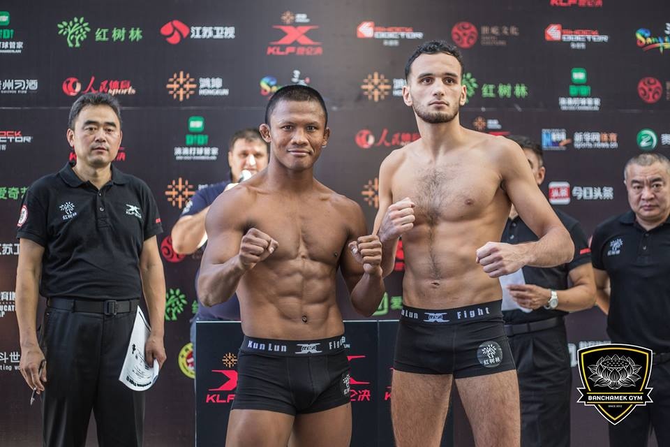 Buakaw dam bat tinh doi thu nguoi Ha Lan anh 1