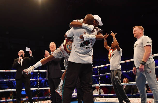 Zolani Tete tạo kỷ lục thế giới ảnh 5 Zolani Tete tao ky luc the gioi anh 5