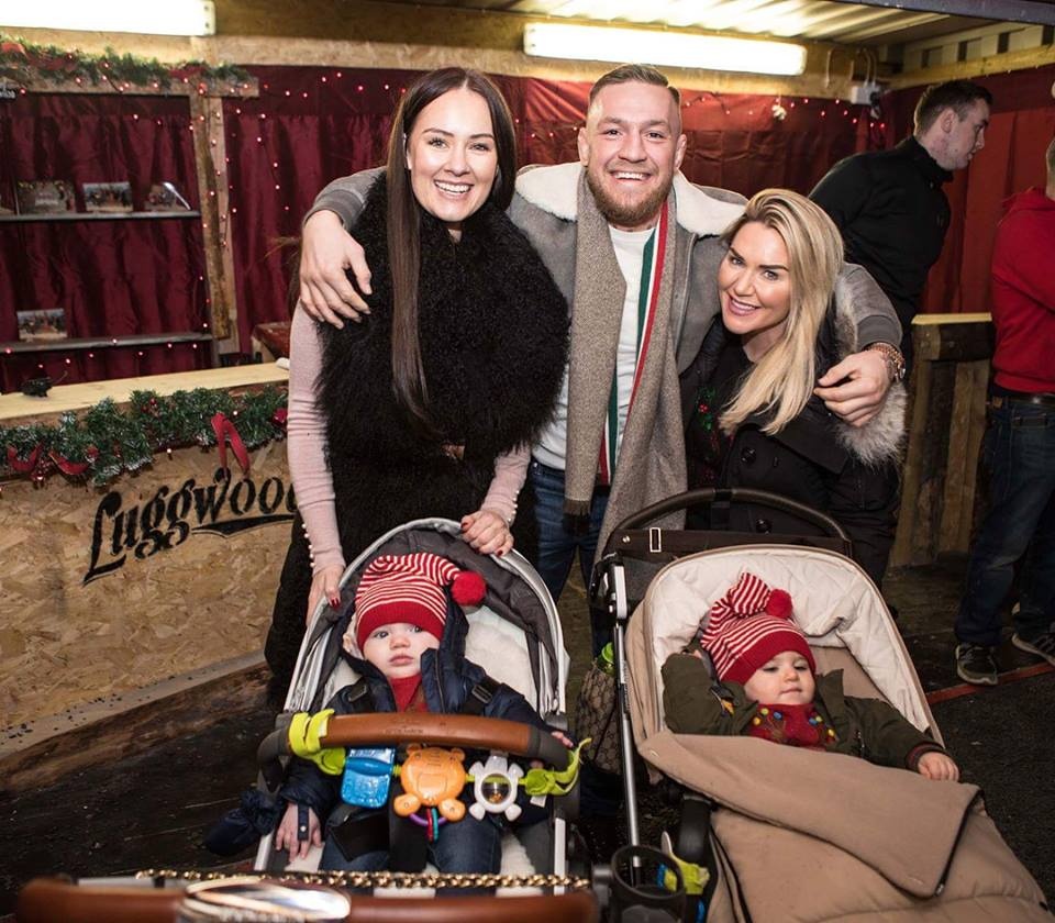 Conor McGregor vui ve ben gia dinh anh 1