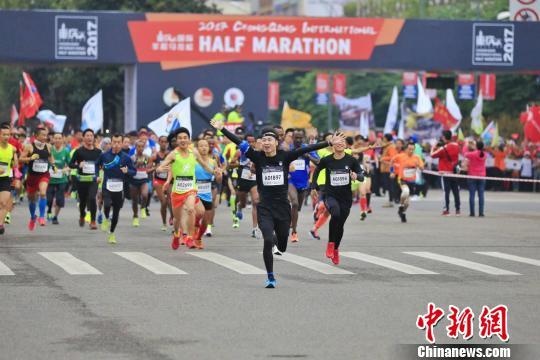 Chạy marathon tại Trung Quốc: 3 năm 16 người chết ảnh 1 Chay marathon tai Trung Quoc: 3 nam 16 nguoi chet anh 1