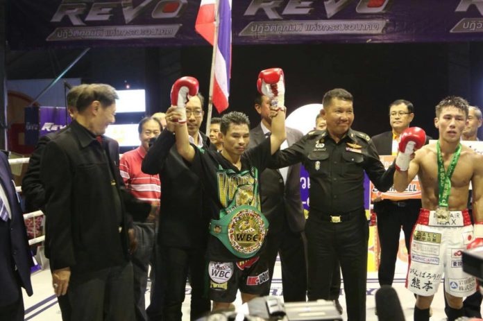 Tay dam Thai thang tran 49 anh 8