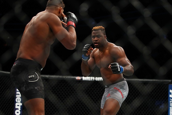 UFC 218: Võ sĩ có cú đấm mạnh nhất thế giới ảnh 4 UFC 218: Vo si co cu dam manh nhat the gioi anh 4