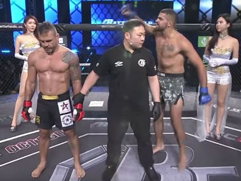 Vo si bi xu thua oan do loi cua trong tai hinh anh