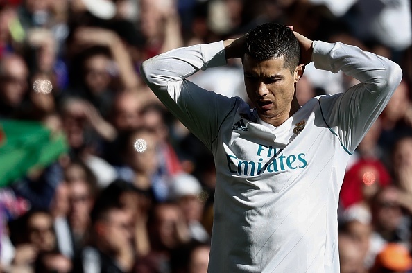 Sut hut kho tin, Ronaldo sap chim vao qua khu? hinh anh