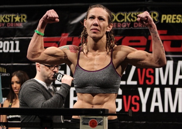 Goi nu vo si so 1 the gioi la dan ong, phong vien the thao gap hoa hinh anh