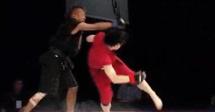 tay đấm MMA hạ knock-out võ sư karate ảnh 1 tay dam MMA ha knock-out vo su karate anh 1