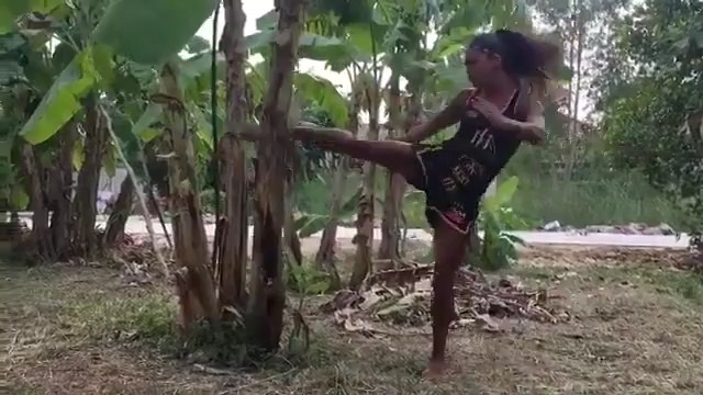 Nha vo dich Muay Thai the gioi da gay cay chuoi hinh anh