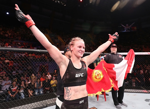 Chien thang ap dao cua my nhan Valentina Shevchenko hinh anh