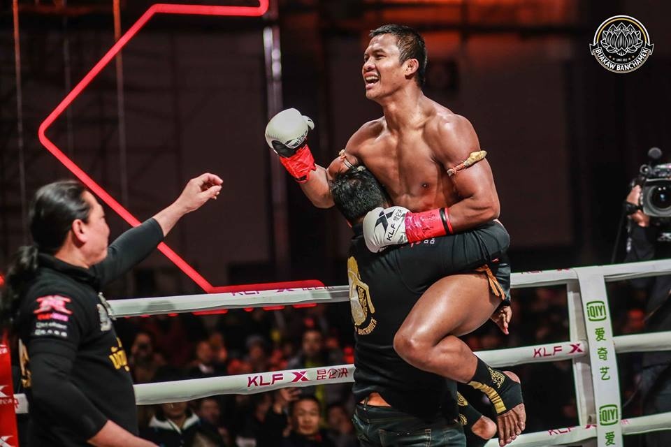 Thanh Muay Thai Buakaw thang tran anh 9