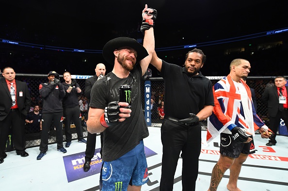 UFC: Vo si nguoi My lap ky luc anh 10