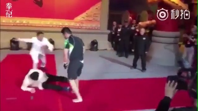 Từ Hiểu Đông tái xuất,  hạ gục cao thủ vịnh xuân ảnh 1 Tu Hieu Dong tai xuat,  ha guc cao thu vinh xuan anh 1