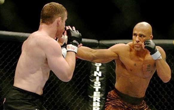 10 tran dau hay nhat lich su UFC anh 2