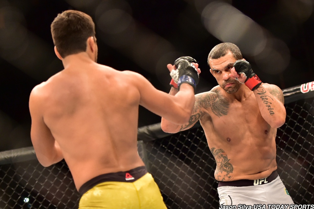 Huyen thoai UFC giai nghe sau khi an anh 3