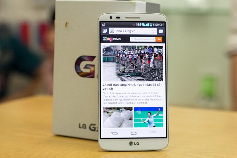 Vua ra mat, bom tan LG G2 da co mat tai Ha Noi hinh anh