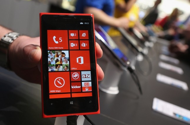 Microsoft da rinh ‘con moi’ Nokia nhu the nao? hinh anh